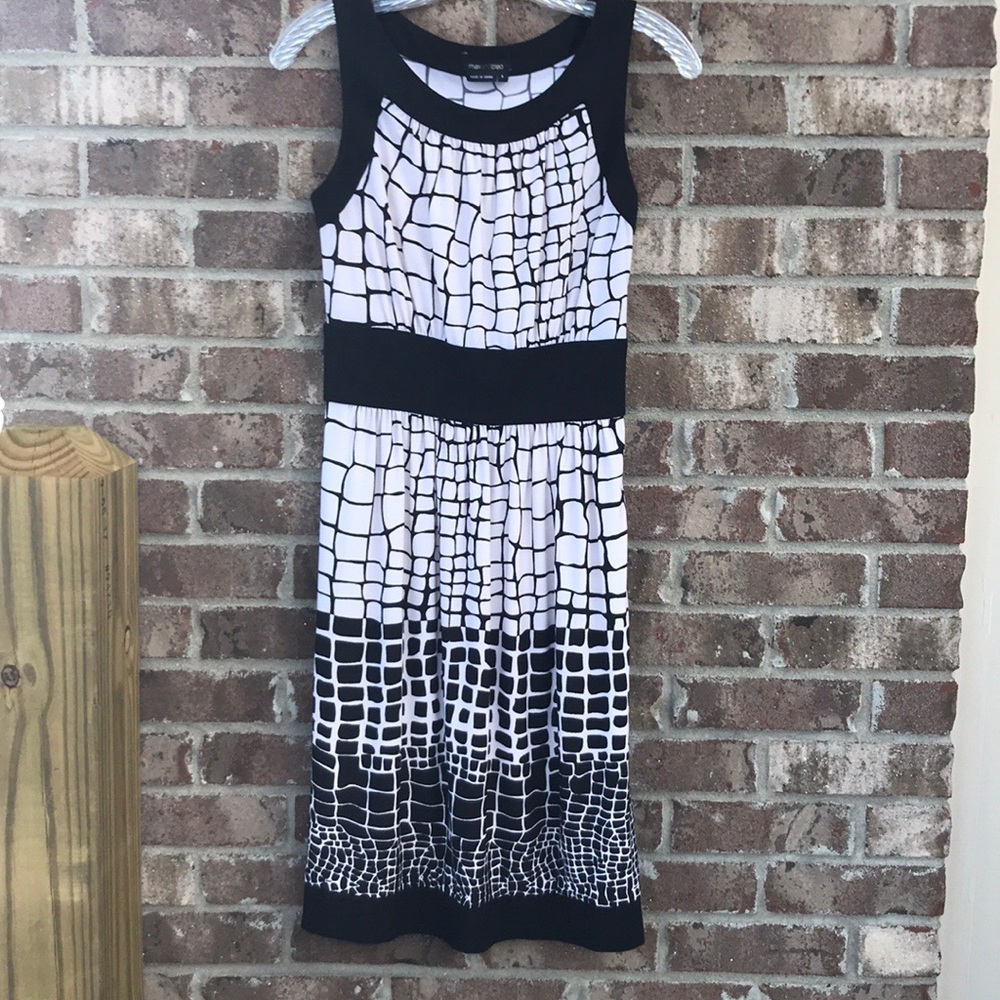 ❎DONATED❎ Max&Cleo Geometric Print Shift Dress - Picture 3 of 6